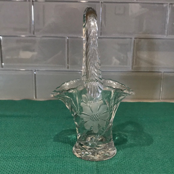Accents Vintage Glass Basket Vase Poshmark